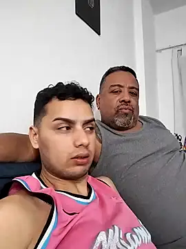 gatitosexxi online show from September 10, 5:07 am