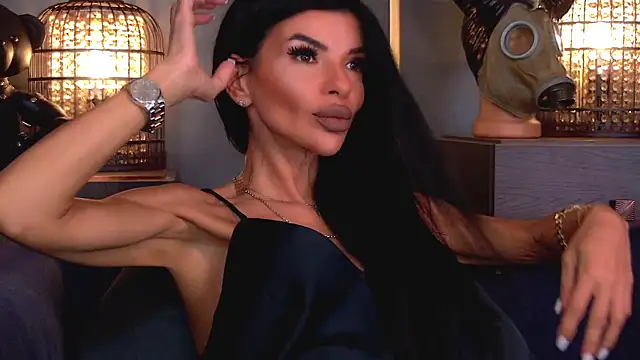 Snapshot of EleniaDevons chatting on July 8, 10:31 am EleniaDevons online show from July 8, 10:31 am