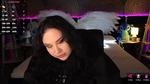 SerahMirabeli online show from November 18, 8:13 pm