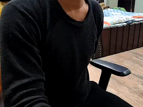 Snapshot of ZoroArcher chatting on November 15, 9:43 pm ZoroArcher online show from November 15, 9:43 pm