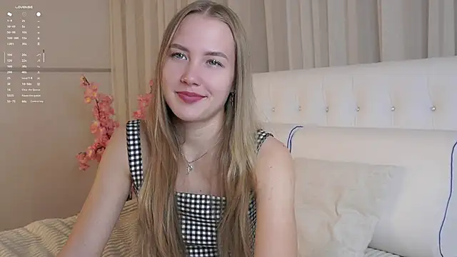 AlbaMesick online show from October 1, 11:38 am