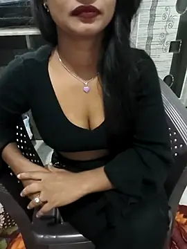 Itz Mayra  online show from November 13, 7:35 pm