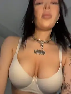 MaryMe   online show from April 16, 5:08 am