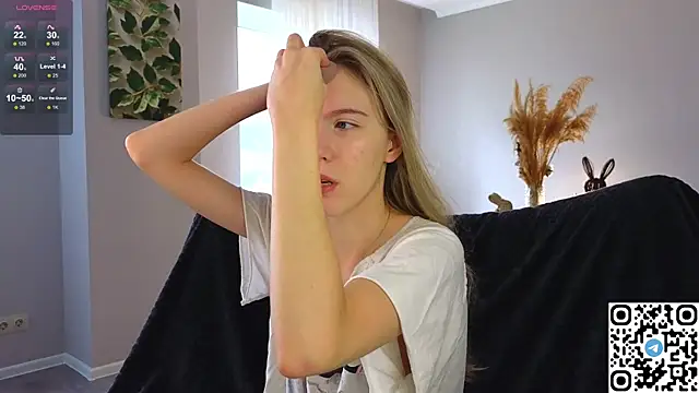 Succubelle online show from October 11, 6:12 am