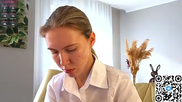 Succubelle online show from October 17, 6:16 am