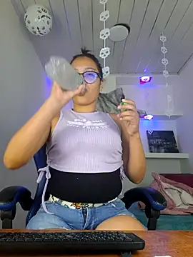 susan mooree online show from October 31, 5:14 pm