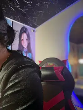 Megaan  More online show from March 18, 3:20 am