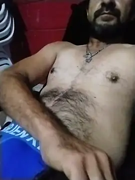 Snapshot of Deyvid184 chatting on February 20, 9:21 am Deyvid184 online show from February 20, 9:21 am