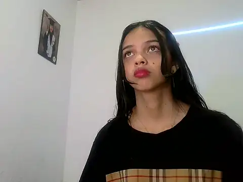 lucy babyy online show from November 3, 6:09 pm