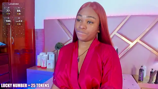 Snapshot of SophieSinclair chatting on February 9, 12:42 pm SophieSinclair online show from February 9, 12:42 pm