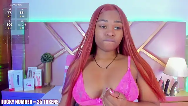 Snapshot of SophieSinclair chatting on February 15, 1:31 pm SophieSinclair online show from February 15, 1:31 pm