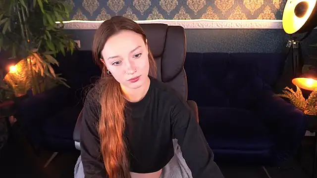 FoxyMayy online show from October 22, 1:00 pm