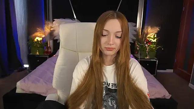 FoxyMayy online show from May 24, 1:27 pm
