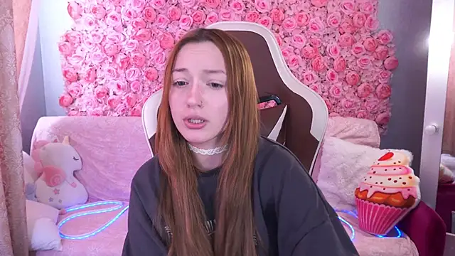 FoxyMayy online show from May 28, 1:41 pm