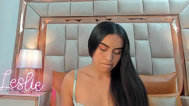 Snapshot of Leslie_Bussh_ chatting on September 26, 8:02 pm Leslie Bussh online show from September 26, 8:02 pm