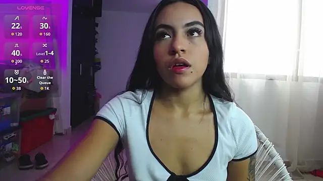 Leslie Bussh  online show from June 9, 3:34 pm
