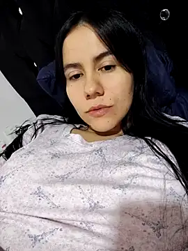 Snapshot of valen-sexx chatting on February 13, 4:19 am valen-sexx online show from February 13, 4:19 am