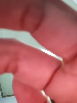 Snapshot of valen-sexx chatting on February 19, 3:13 am valen-sexx online show from February 19, 3:13 am