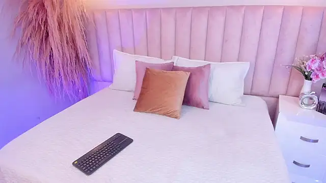 Adara  carter  online show from February 26, 4:11 am