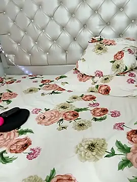 ZARAY 1118 online show from November 21, 7:12 pm