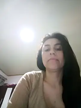 vanessa-titisM online show from February 1, 7:51 am