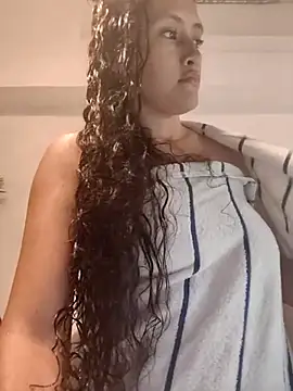 ArielBlossom    online show from November 27, 11:18 pm