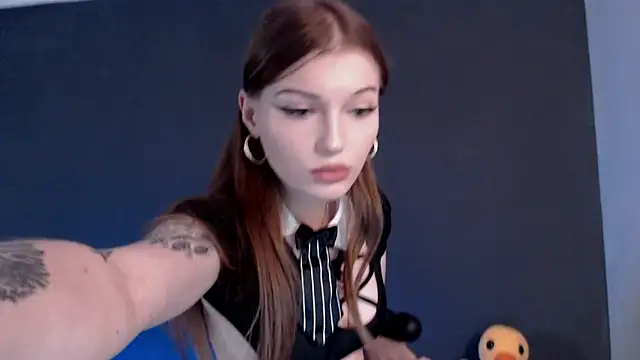 Snapshot of Nutsy_Kitty chatting on September 17, 9:38 pm Nutsy Kitty online show from September 17, 9:38 pm