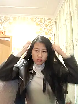 Snapshot of luy-xinh02 chatting on November 3, 12:13 am luy-xinh02 online show from November 3, 12:13 am