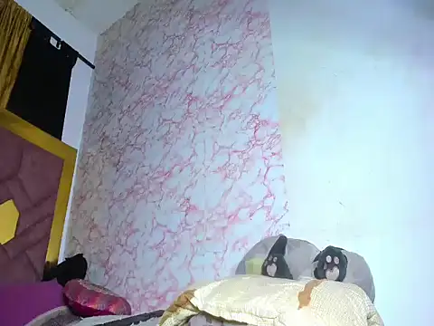 franchescadoll online show from November 14, 8:40 pm