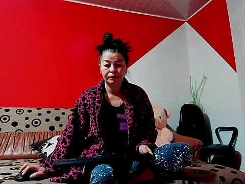 Soffy Skye online show from October 6, 4:32 am