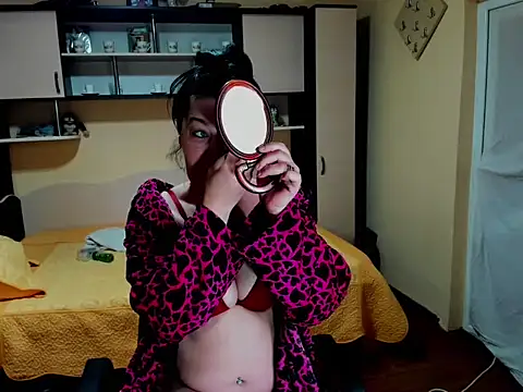 Soffy Skye online show from March 15, 6:52 am