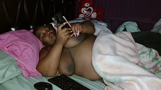 Bustyboobs02xx online show from March 12, 3:23 am