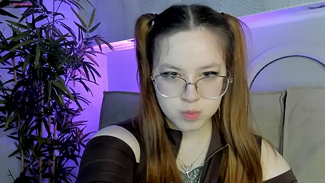 Krysadapp online show from April 24, 11:51 pm