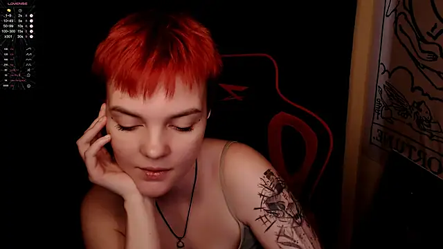 KrisNeal online show from November 5, 10:04 am