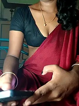 Snapshot of Tamil_Kavitha chatting on April 19, 4:45 am Tamil Kavitha online show from April 19, 4:45 am