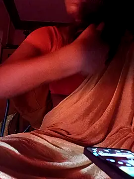 Snapshot of Tamil_Kavitha chatting on April 20, 5:16 pm Tamil Kavitha online show from April 20, 5:16 pm