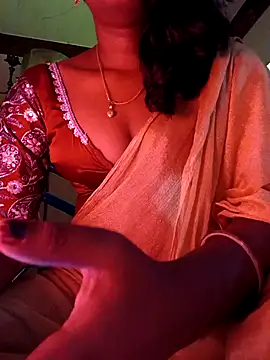 Snapshot of Tamil_Kavitha chatting on April 22, 5:21 am Tamil Kavitha online show from April 22, 5:21 am