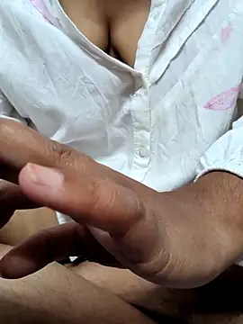 preethi-lovely online show from November 25, 1:11 pm