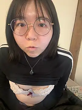 piffydream online show from March 26, 2:33 pm