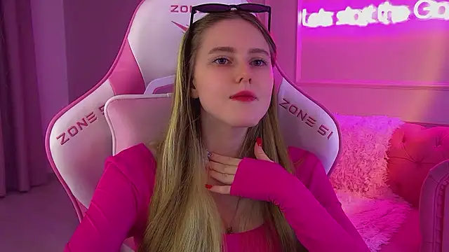 Snapshot of LexiBookwell chatting on January 17, 6:22 pm LexiBookwell online show from January 17, 6:22 pm