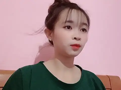 Snapshot of Suna7383 chatting on September 28, 2:55 pm Suna7383 online show from September 28, 2:55 pm