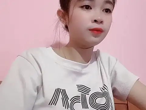 Snapshot of Suna7383 chatting on October 8, 3:53 pm Suna7383 online show from October 8, 3:53 pm