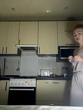 MartaLuna  online show from November 24, 7:57 pm