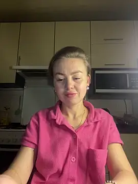 MartaLuna  online show from February 17, 8:59 pm