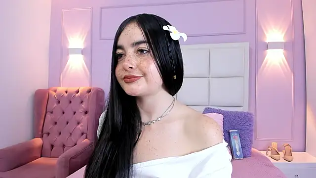 Ashleypetit online show from May 27, 1:52 pm