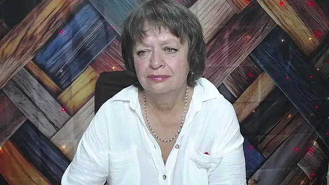 Snapshot of MaltaFora chatting on September 22, 11:01 am MaltaFora online show from September 22, 11:01 am