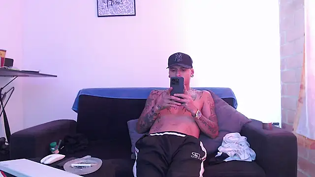 Snapshot of rickgraims chatting on October 11, 3:54 pm rickgraims online show from October 11, 3:54 pm