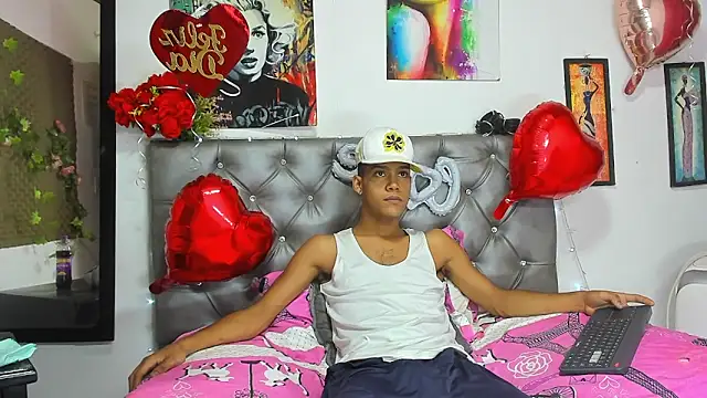 xxKamadevaxx online show from February 16, 1:51 pm