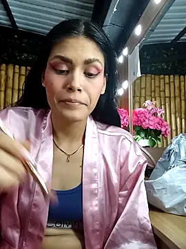 Isa Rouse   online show from November 20, 2:01 am