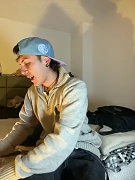 Snapshot of NaytonFreeman chatting on October 15, 11:49 pm NaytonFreeman online show from October 15, 11:49 pm